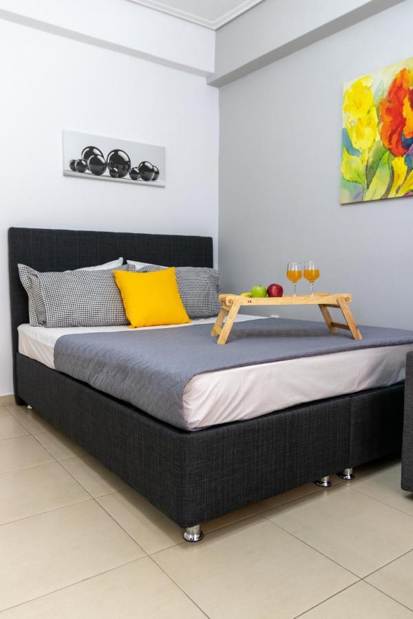 C3 Modern Spartan Apartment Bagian luar foto