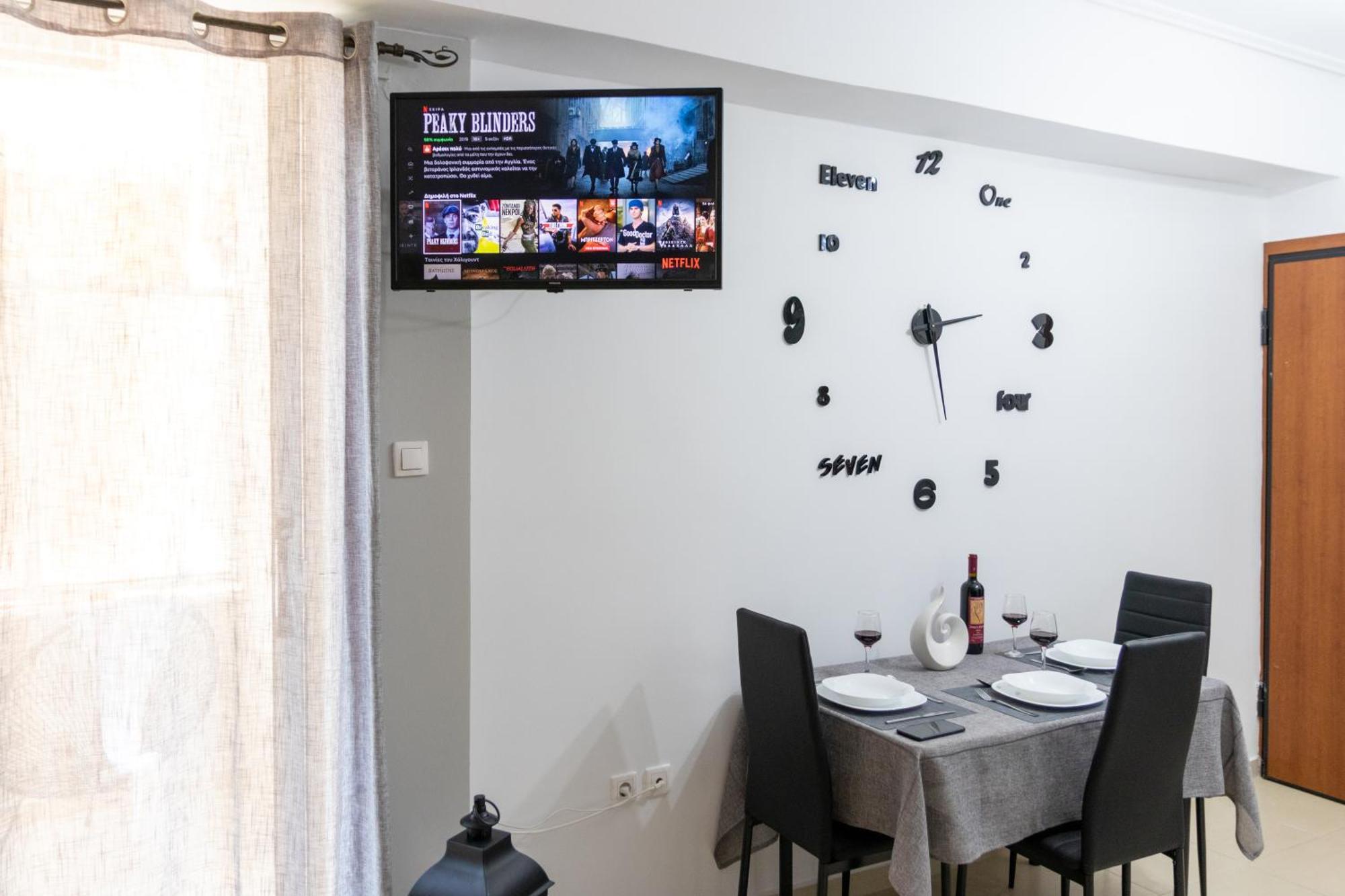 C3 Modern Spartan Apartment Bagian luar foto